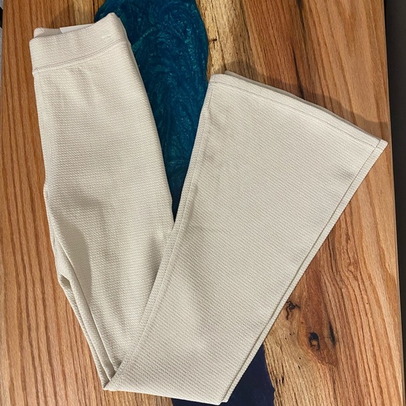 OFFLINE BY Aerie Cream Boot Cut Pants - Picture 2 of 9
